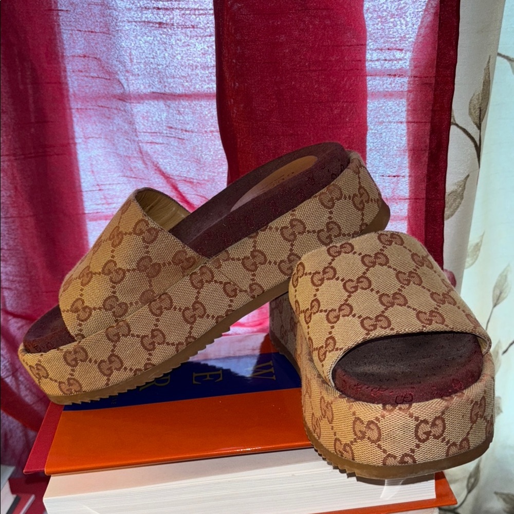Gucci Platform Brown Monogram Slide Sandals - Picture 2 of 5